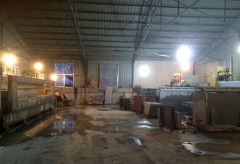 皇(huang)室(shi)啡(fei)车(che)间(jian)